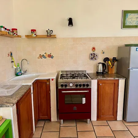 Casa Mediterraneo Сasa de vacaciones Diano San Pietro