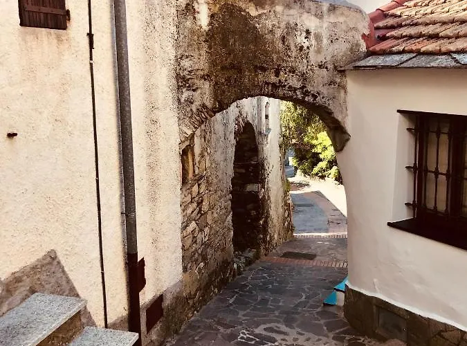 Casa Mediterraneo * Diano San Pietro